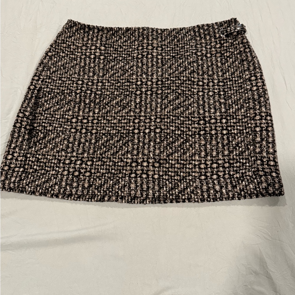 Banana Republic Black and Cream Tweed Mini Skirt